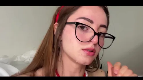 Compilation éjacs faciales latinas amatrices gorge profonde