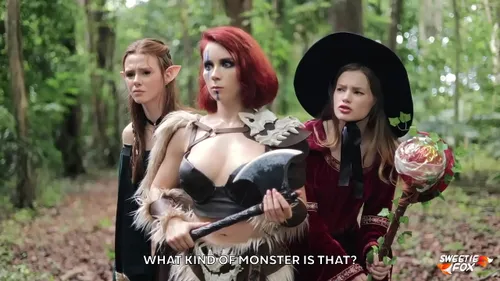 Rousse cosplayeuse baise hard en roleplay D&D amateur